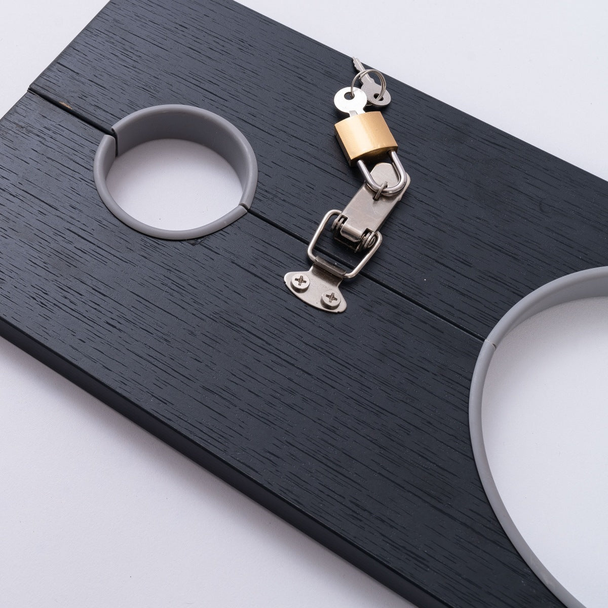 Locking Wooden Neck & Wrist Pillory BF36