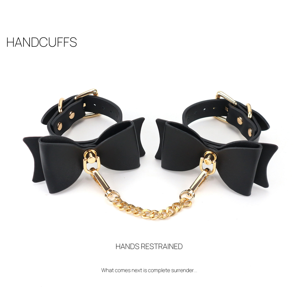 7-Piece Bow-Themed BDSM Bondage Set BM121