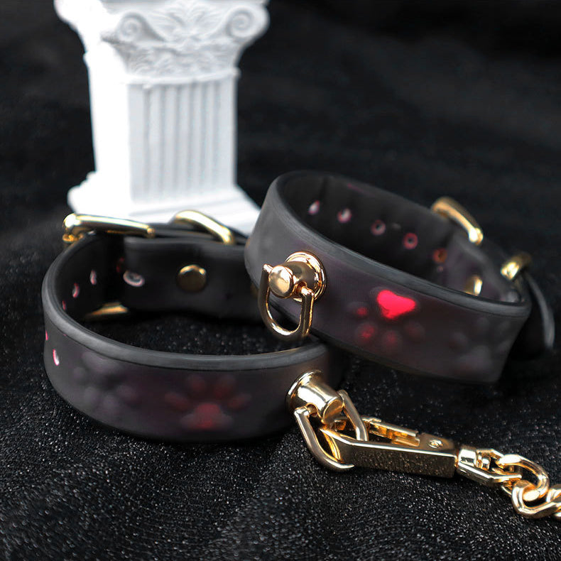 Temperature-Reactive BDSM Restraint Cuffs with Connecting Chain BM114