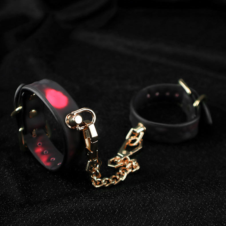 Temperature-Reactive BDSM Restraint Cuffs with Connecting Chain BM114