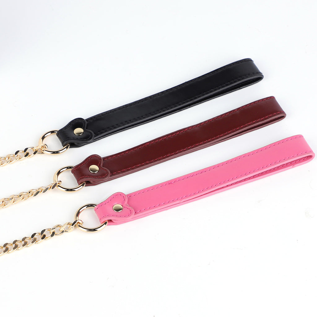 V-Shaped Double-Buckle Submissive Position Collar BM108